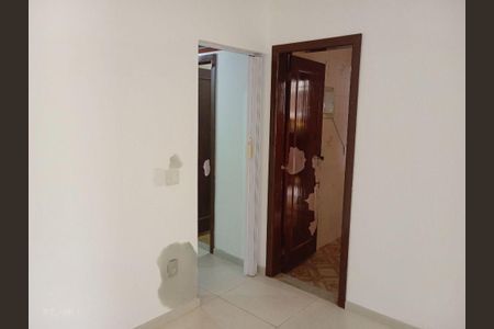 Casa à venda com 243m², 3 quartos e 2 vagas