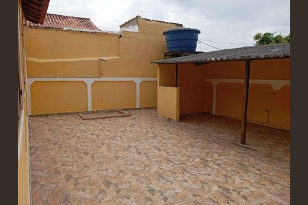 Casa à venda com 243m², 3 quartos e 2 vagas