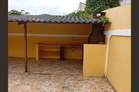 Casa à venda com 243m², 3 quartos e 2 vagas