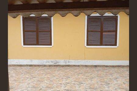 Casa à venda com 243m², 3 quartos e 2 vagas