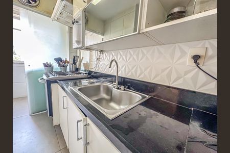 Apartamento à venda com 102m², 4 quartos e 2 vagasCozinha