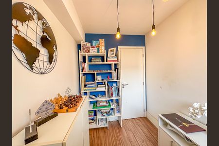 Apartamento à venda com 102m², 4 quartos e 2 vagasEscritório