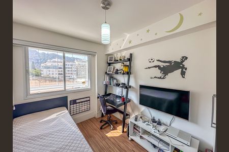 Apartamento à venda com 102m², 4 quartos e 2 vagasQuarto 1