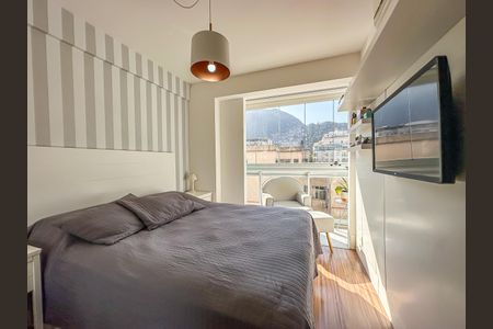 Apartamento à venda com 102m², 4 quartos e 2 vagasSuíte