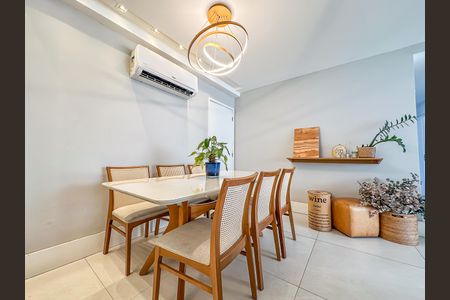 Apartamento à venda com 102m², 4 quartos e 2 vagasSala