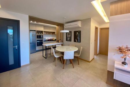 Apartamento à venda com 84m², 2 quartos e 1 vaga