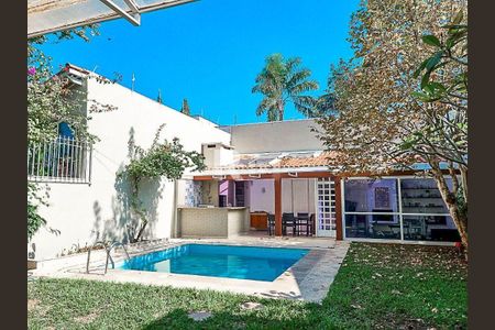 Casa à venda com 510m², 5 quartos e 5 vagas