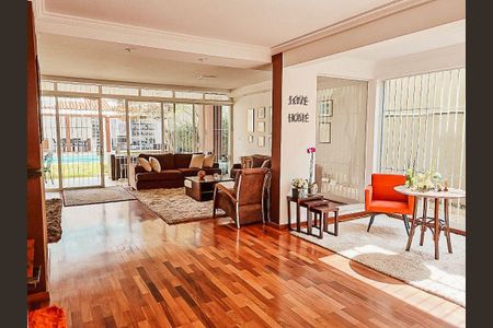 Casa à venda com 510m², 5 quartos e 5 vagas