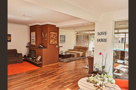 Casa à venda com 510m², 5 quartos e 5 vagas