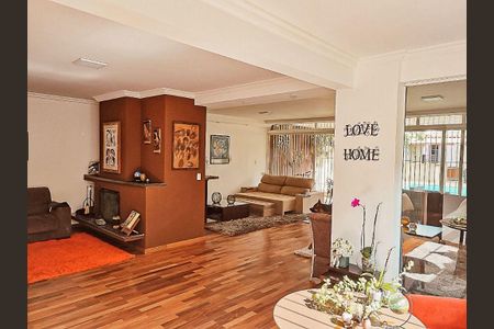 Casa à venda com 510m², 5 quartos e 5 vagas