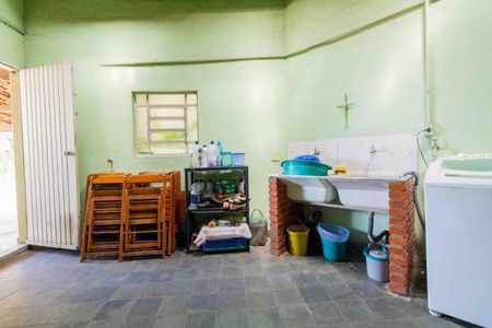 Casa à venda com 304m², 3 quartos e 2 vagasÁrea de Serviço