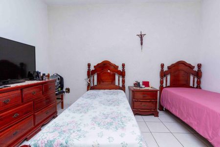 Casa à venda com 304m², 3 quartos e 2 vagasQuarto 1