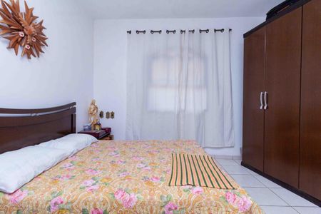 Casa à venda com 304m², 3 quartos e 2 vagasSuíte