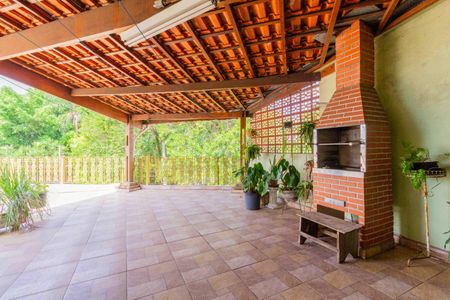 Casa à venda com 304m², 3 quartos e 2 vagasÁrea Externa