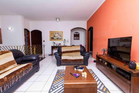 Casa à venda com 304m², 3 quartos e 2 vagasSala