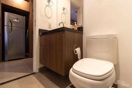 Studio para alugar com 33m², 1 quarto e 1 vaga Studio para alugar com 33m², 1 quarto e 1 vagaBanheiro