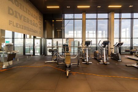 Studio para alugar com 33m², 1 quarto e 1 vaga Studio para alugar com 33m², 1 quarto e 1 vagaÁrea comum - Academia