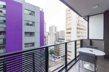 Studio para alugar com 33m², 1 quarto e 1 vaga Studio para alugar com 33m², 1 quarto e 1 vagaVaranda/Studio