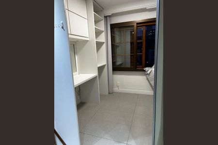 Apartamento para alugar com 165m², 1 quarto e 2 vagas Apartamento para alugar com 165m², 1 quarto e 2 vagasQuarto