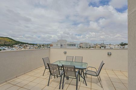 Apartamento para alugar com 240m², 4 quartos e 3 vagasCobertura