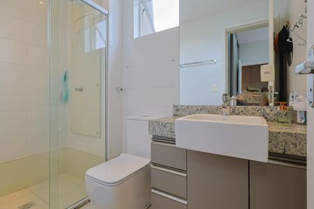 Apartamento para alugar com 240m², 4 quartos e 3 vagasBanheiro da Suíte