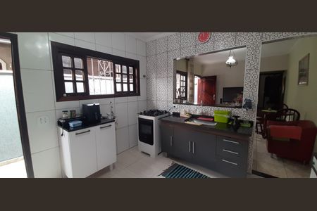 Casa à venda com 87m², 3 quartos e sem vaga Casa à venda com 87m², 3 quartos e sem vagaCozinha