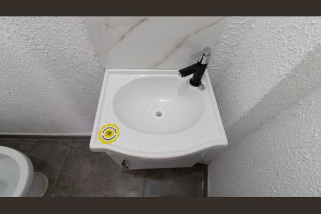 Casa para alugar com 300m², 6 quartos e 7 vagasBanheiro de Serviço