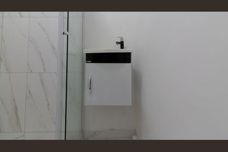 Casa para alugar com 300m², 6 quartos e 7 vagasBanheiro 1