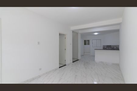 Casa para alugar com 300m², 6 quartos e 7 vagasSala
