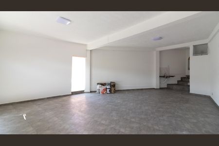 Casa para alugar com 300m², 6 quartos e 7 vagasGaragem