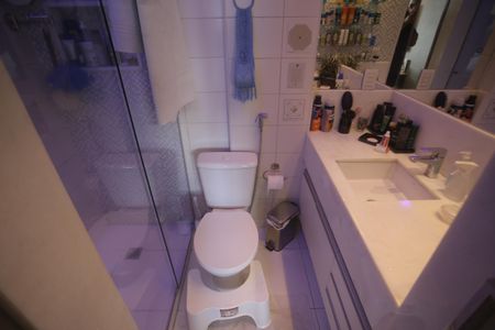 Apartamento à venda com 130m², 2 quartos e 3 vagasBanheiro da Suíte 2