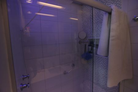 Apartamento à venda com 130m², 2 quartos e 3 vagasBanheiro da Suíte 2