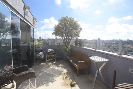 Apartamento à venda com 130m², 2 quartos e 3 vagasVaranda da Sala