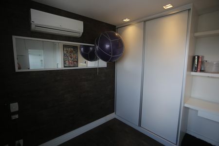 Apartamento à venda com 130m², 2 quartos e 3 vagasSuíte 1