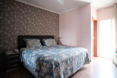 Casa à venda com 113m², 3 quartos e 2 vagasSuíte