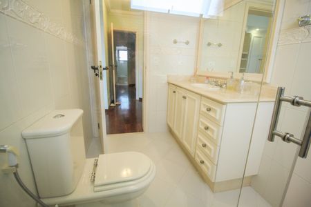 Apartamento à venda com 124m², 3 quartos e 2 vagasBanheiro