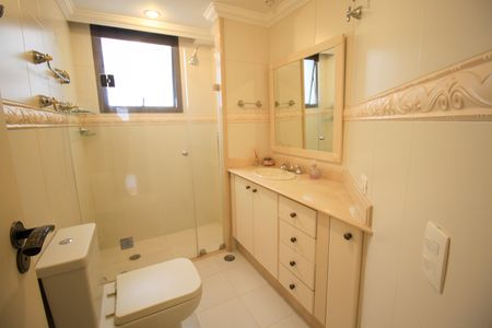 Apartamento à venda com 124m², 3 quartos e 2 vagasBanheiro