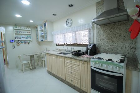 Apartamento à venda com 124m², 3 quartos e 2 vagasCozinha