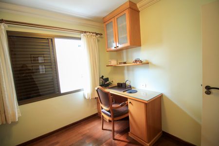 Apartamento à venda com 124m², 3 quartos e 2 vagasQuarto 2