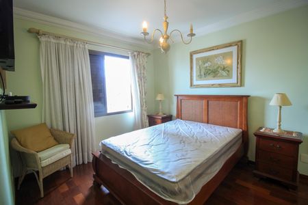 Apartamento à venda com 124m², 3 quartos e 2 vagasQuarto