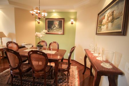 Apartamento à venda com 124m², 3 quartos e 2 vagasSala