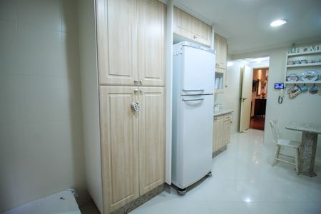 Apartamento à venda com 124m², 3 quartos e 2 vagasCozinha