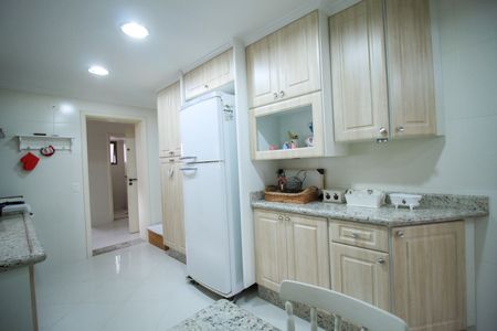 Apartamento à venda com 124m², 3 quartos e 2 vagasCozinha