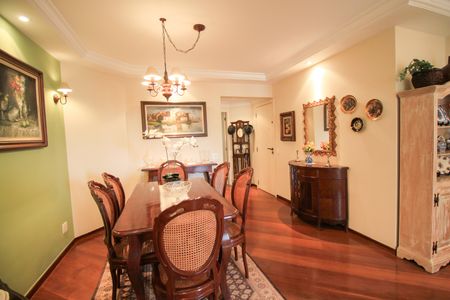 Apartamento à venda com 124m², 3 quartos e 2 vagasSala