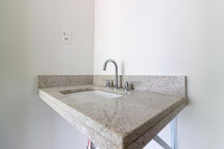 Apartamento à venda com 85m², 2 quartos e 1 vagaBanheiro da Suíte 1