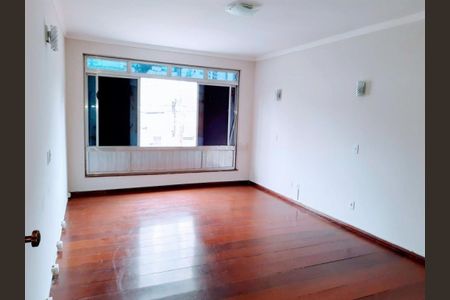 Casa à venda com 184m², 2 quartos e 1 vaga