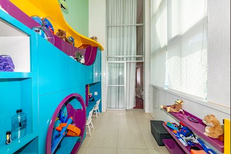 Apartamento à venda com 235m², 4 quartos e 4 vagas Apartamento à venda com 235m², 4 quartos e 4 vagasVaranda da Sala 1