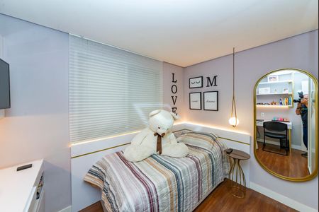 Apartamento à venda com 235m², 4 quartos e 4 vagas Apartamento à venda com 235m², 4 quartos e 4 vagasQuarto 3