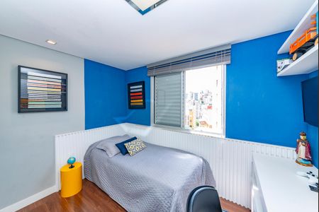 Apartamento à venda com 235m², 4 quartos e 4 vagas Apartamento à venda com 235m², 4 quartos e 4 vagasQuarto 2