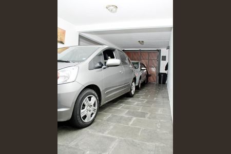 Casa para alugar com 198m², 3 quartos e 3 vagas
